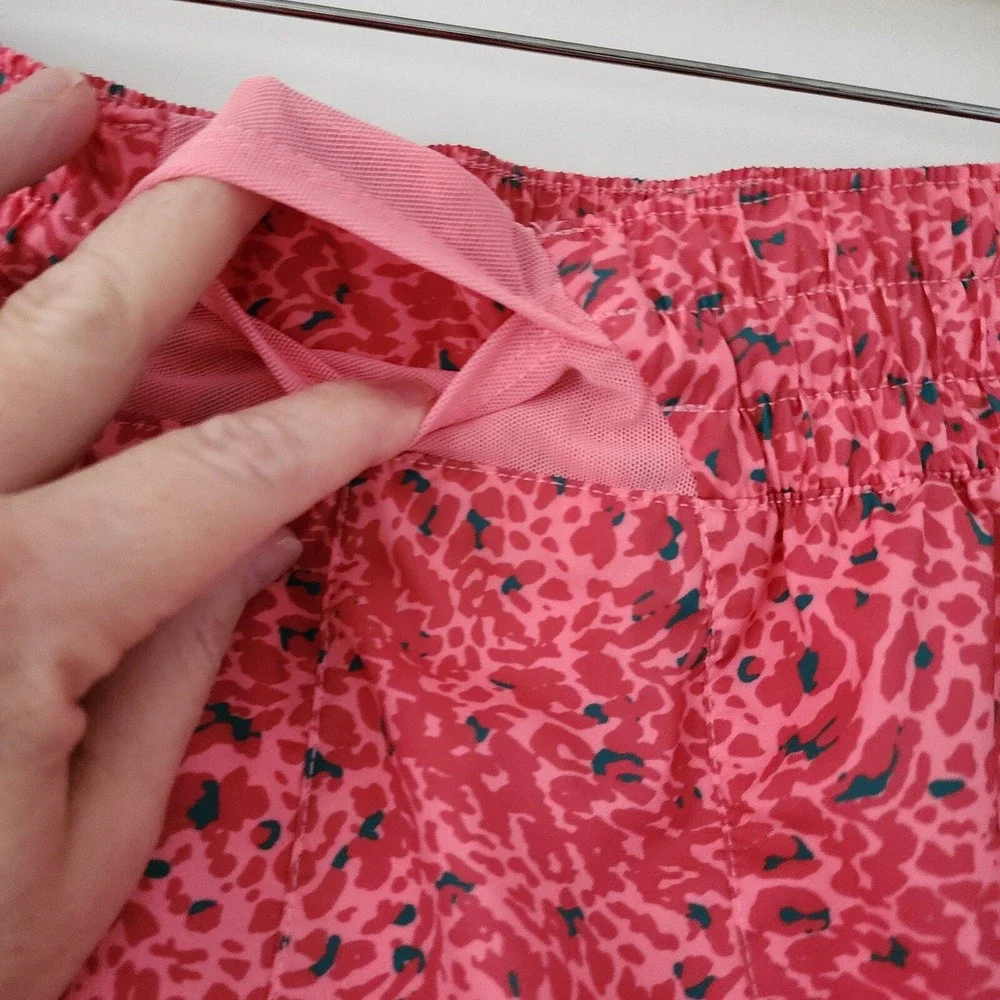 Nike Running Shorts Pink Red Leopard Print Dri-FIT Athletic Womens Size S